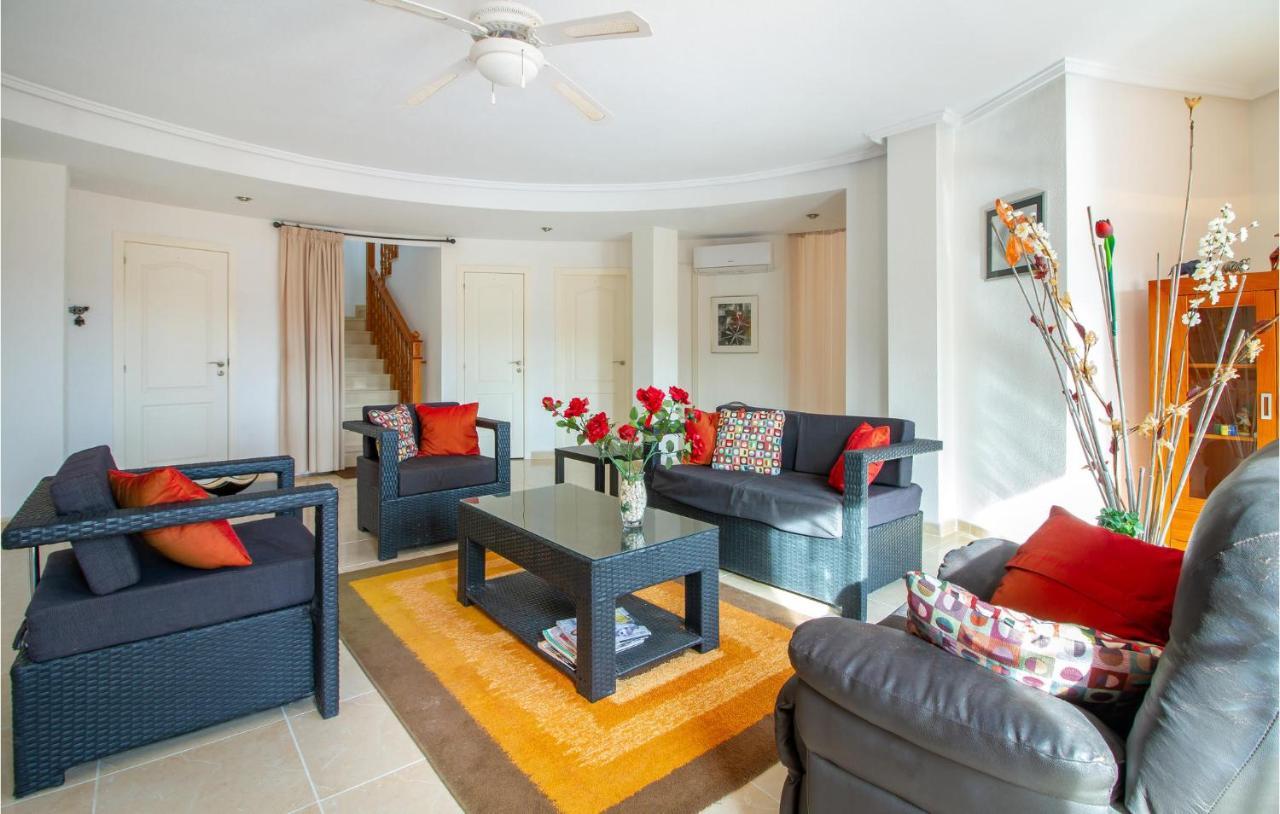 Nice Home In Ciudad Quesada With Wifi Екстериор снимка